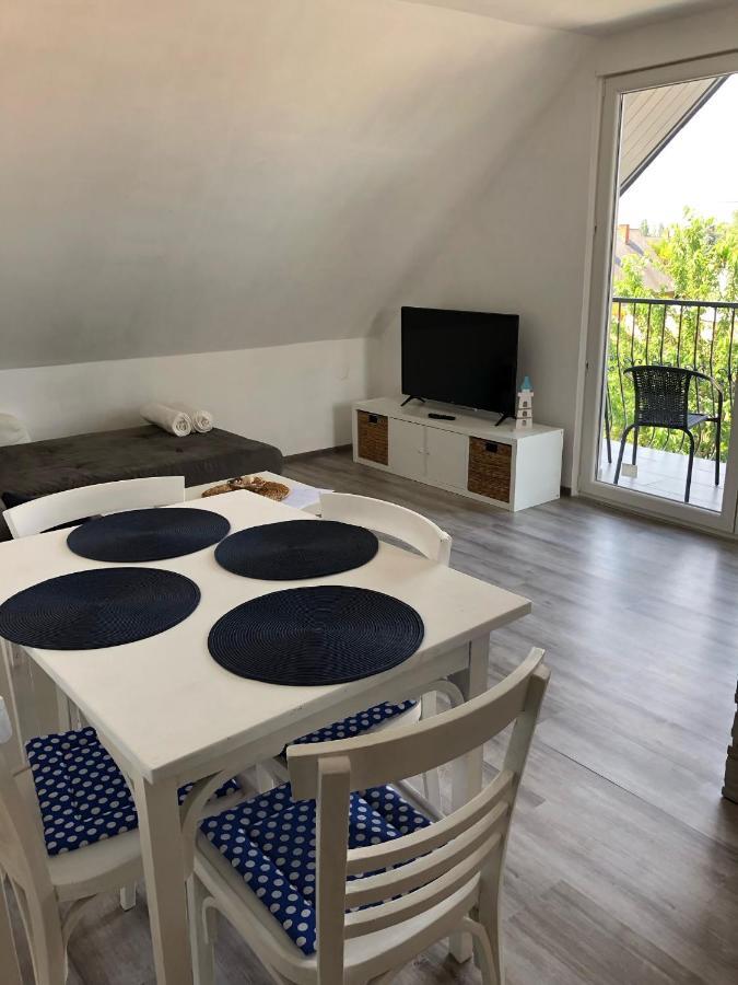 Toparti Hangulatu Nyaralo-Balatonboglar Appartement Buitenkant foto